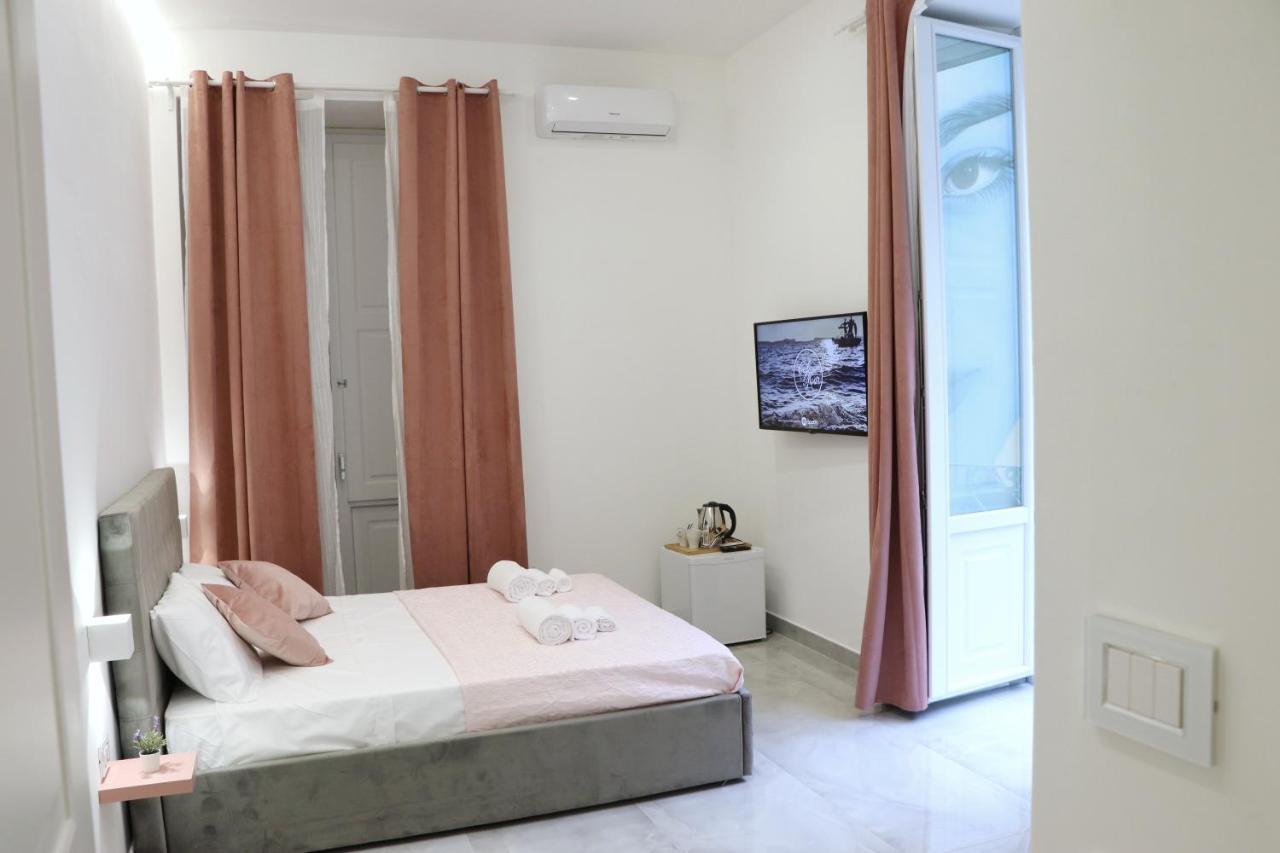 Barbaro Suite & Apartment Napoli Eksteriør bilde