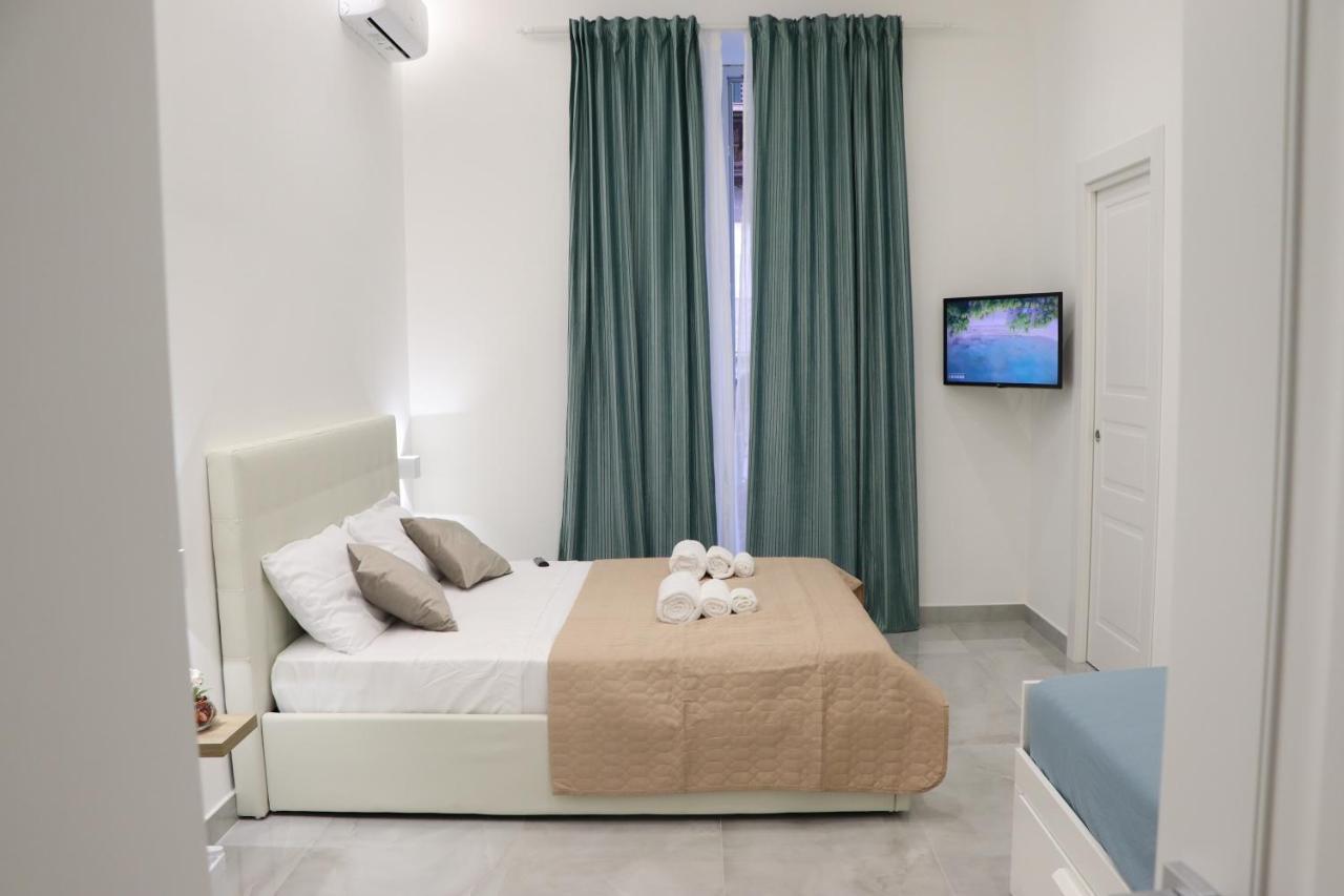Barbaro Suite & Apartment Napoli Eksteriør bilde