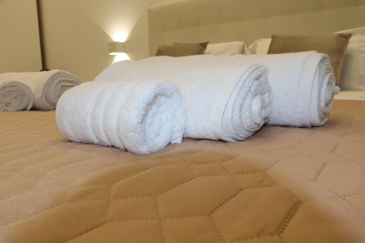 Barbaro Suite & Apartment Napoli Eksteriør bilde
