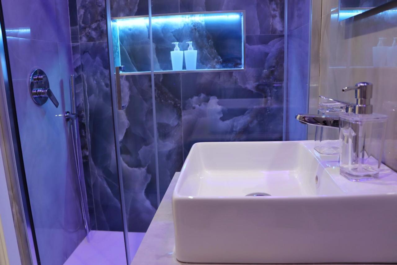 Barbaro Suite & Apartment Napoli Eksteriør bilde