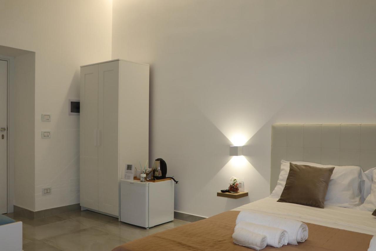 Barbaro Suite & Apartment Napoli Eksteriør bilde