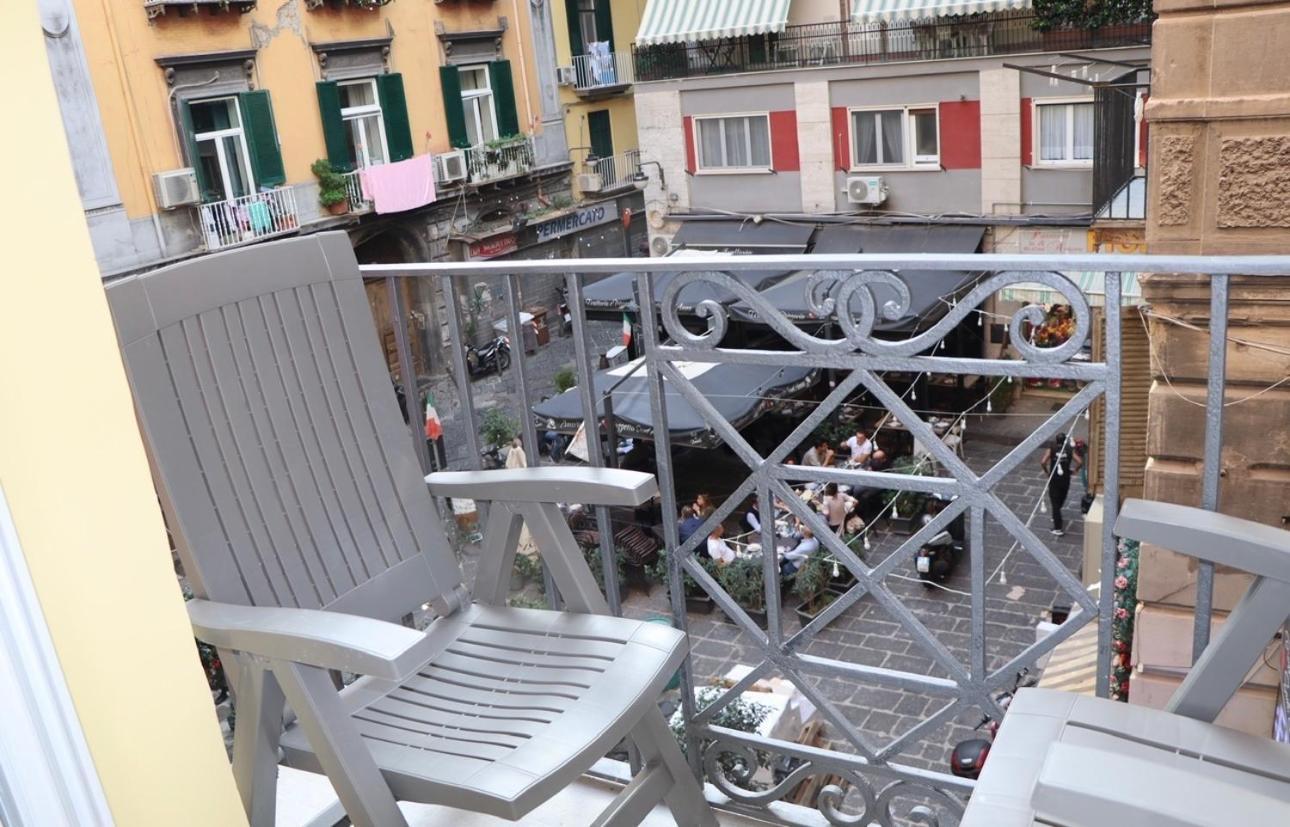 Barbaro Suite & Apartment Napoli Eksteriør bilde
