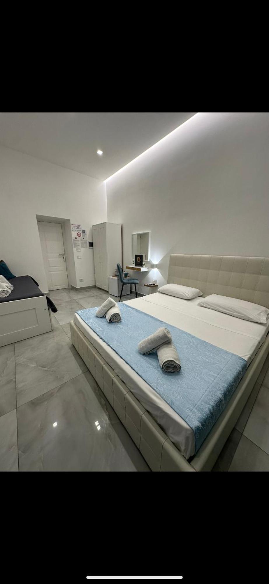 Barbaro Suite & Apartment Napoli Eksteriør bilde